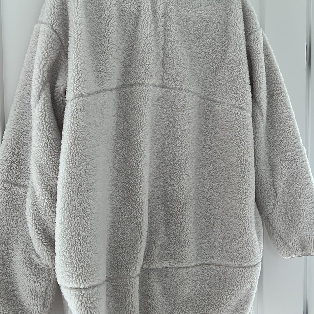 LuLulemon jacket - Picture 6 of 8